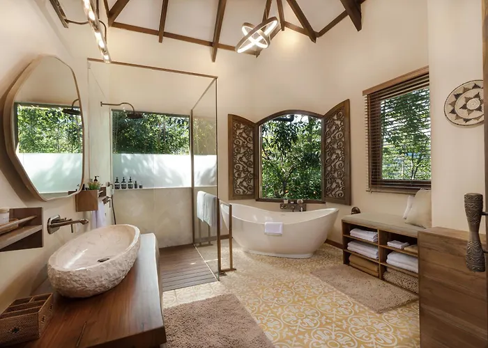 Villa Mountain Estate - Serene Mountain Retreat Munduk (Bali)